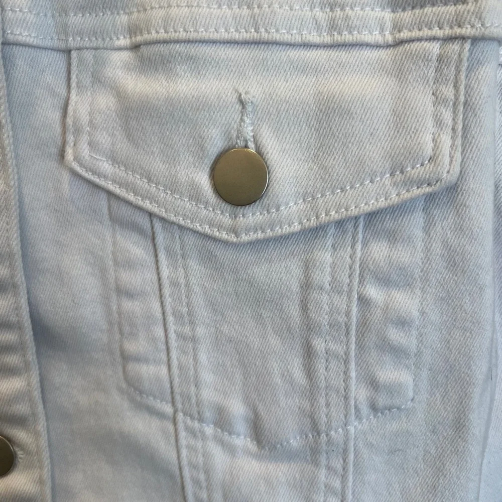 Amalli Talli Womens NWOT White‎ Denim Trucker Jacket Tall Small  Collared Button